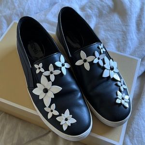 Michael Michael Kors Lola slip on sneaker size 8